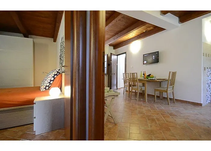 Il Borgo Di Διαμέρισμα *